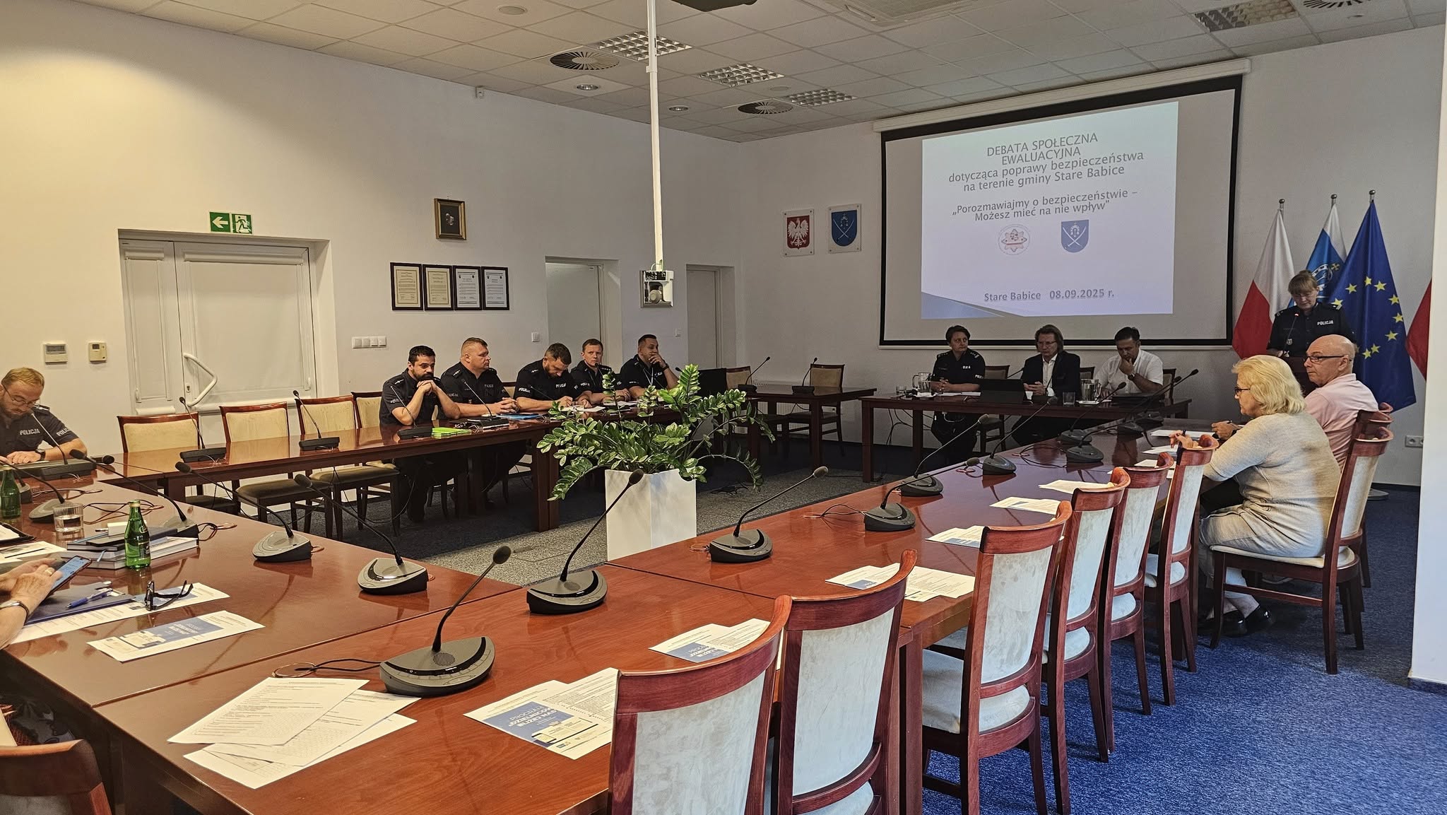 Debata społeczna w Starych Babicach