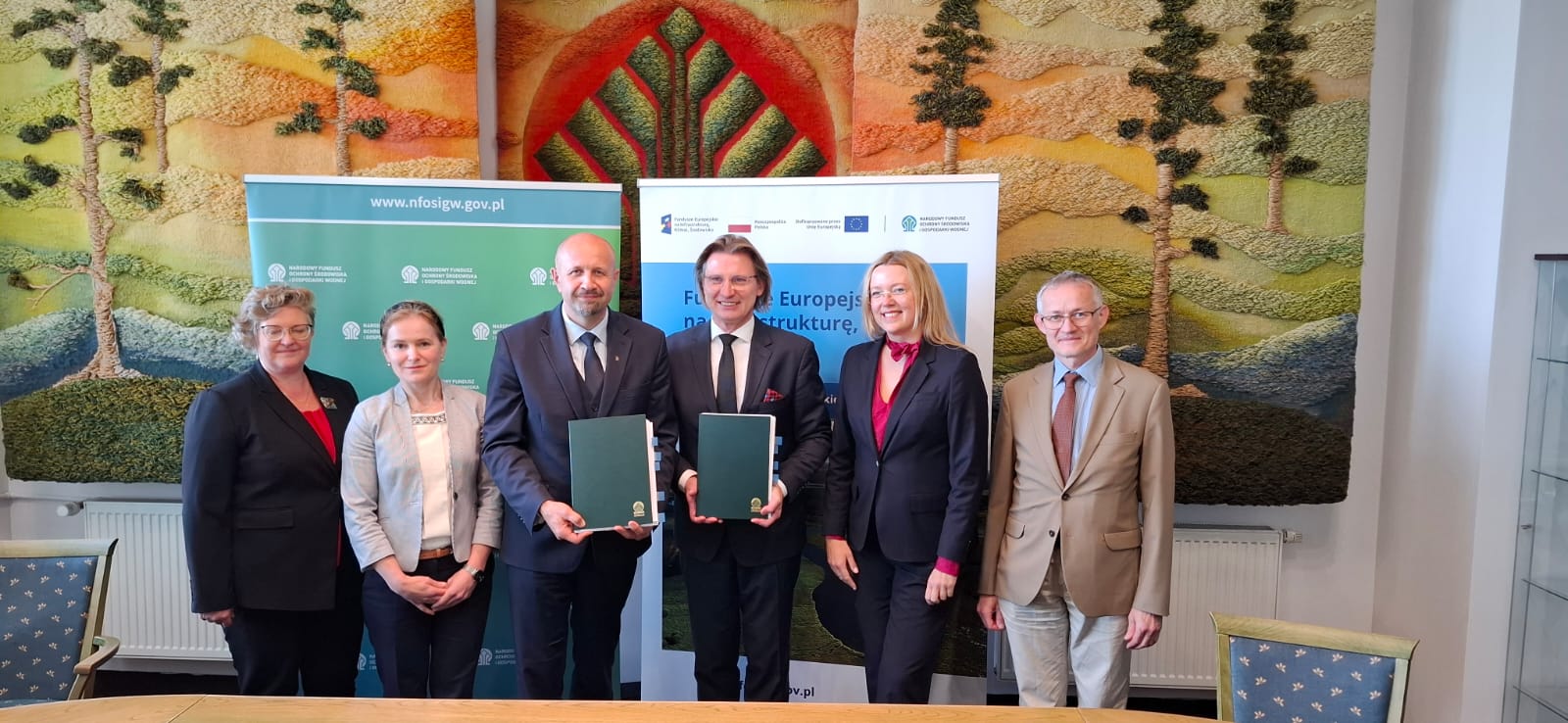 Umowa na dofinansowanie z NFOŚiGW „Dla klimatu w zgodzie z naturą – Park w gminie Stare Babice” podpisana!