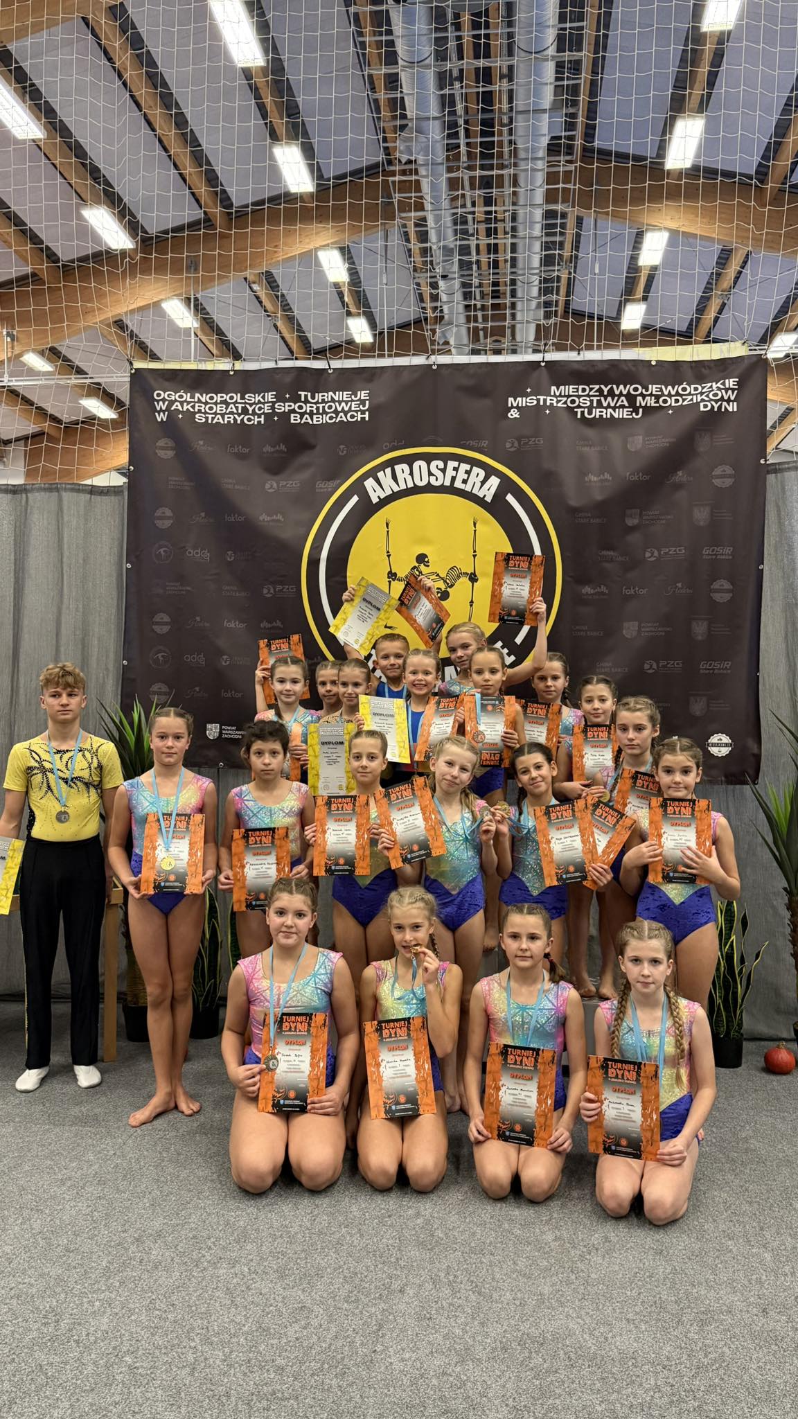 Młode Talenty i Ogólnopolskie Turnieje w Akrobatyce Sportowej za nami