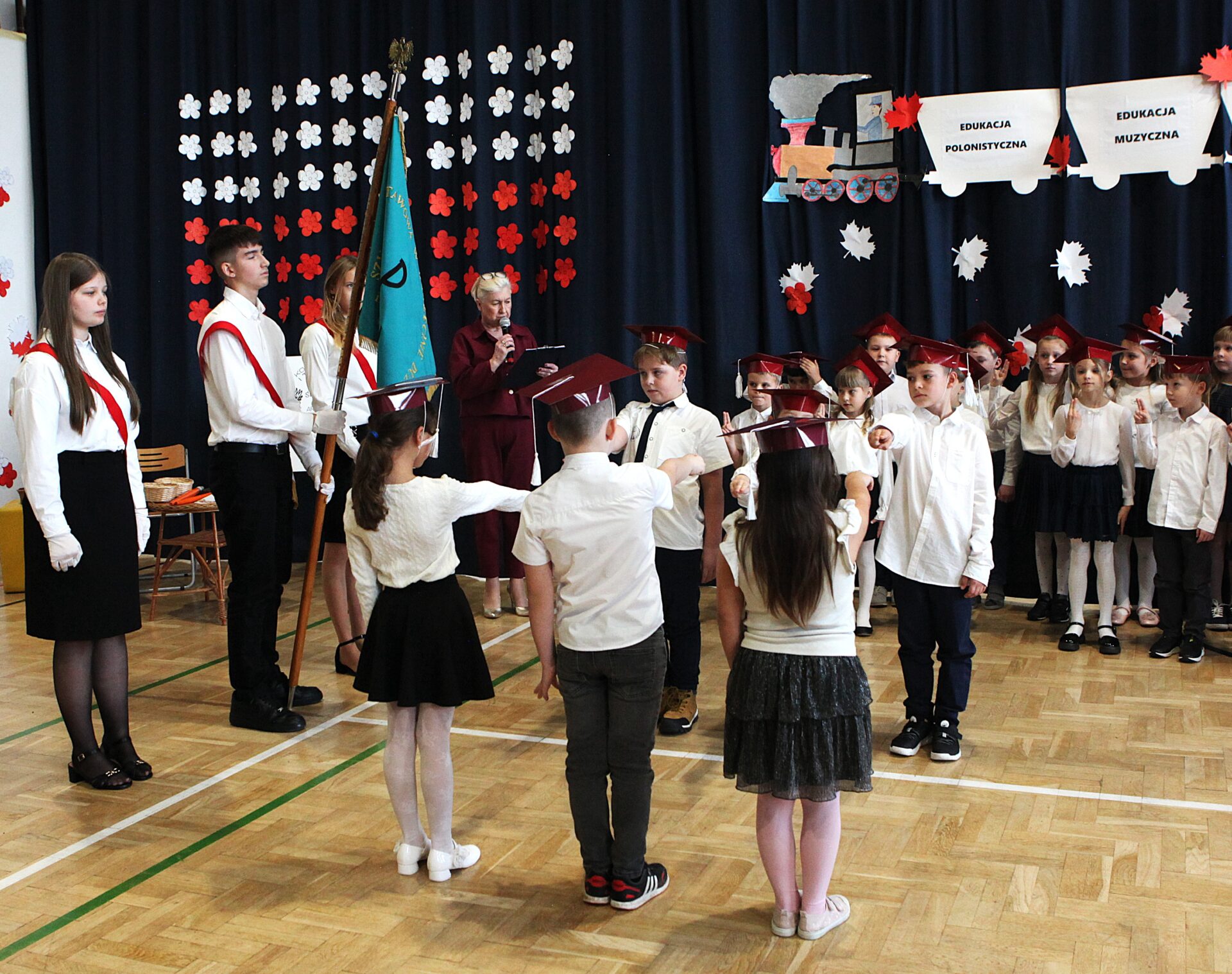 🇵🇱 Święto Szkoły Podstawowej im. Armii Krajowej Grupy „Kampinos” w Borzęcinie Dużym